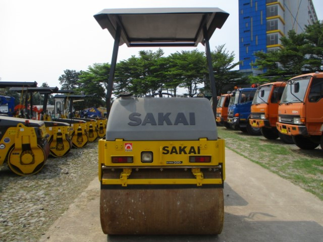 ALAT BERAT SAKAI SW500-1