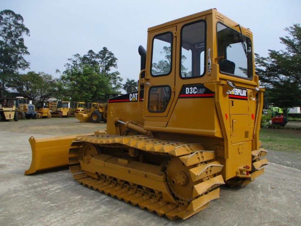 ALAT BERAT CAT D3C