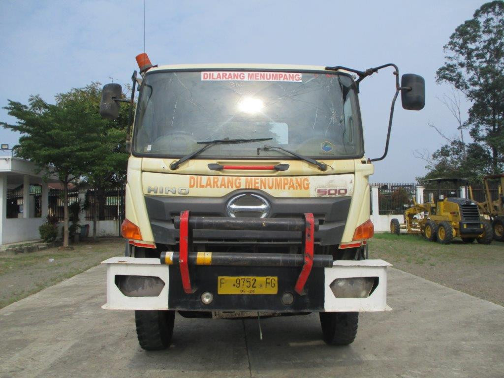 TRUK HINO GY350PU
