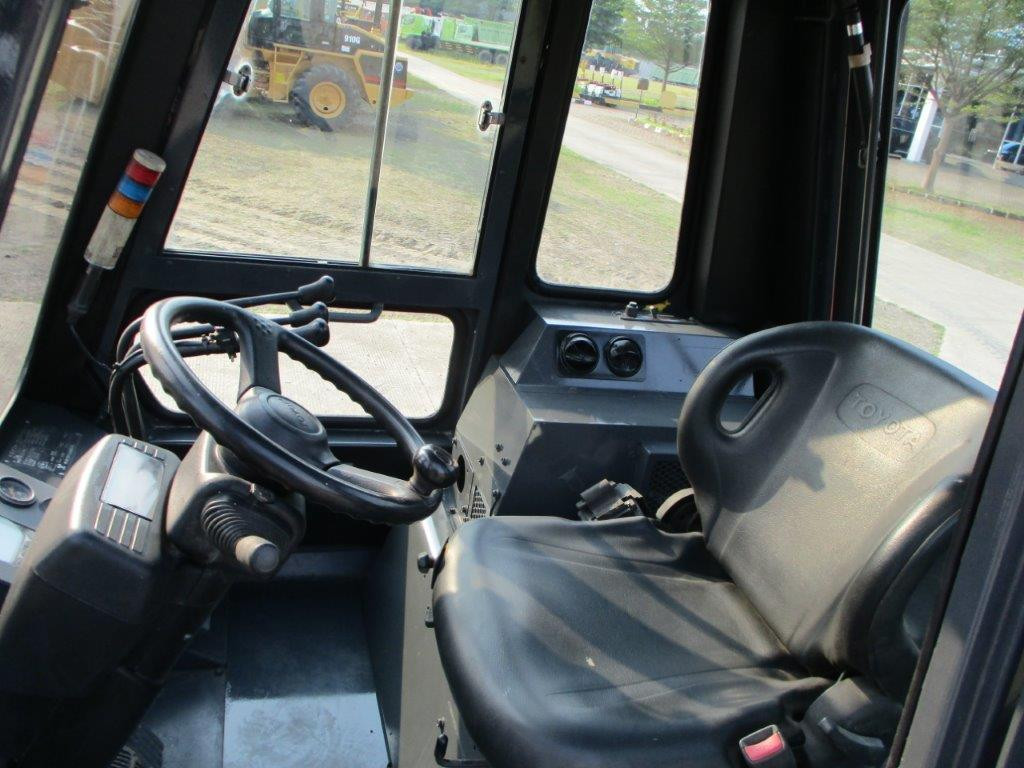 ALAT BERAT TOYOTA 5FD70