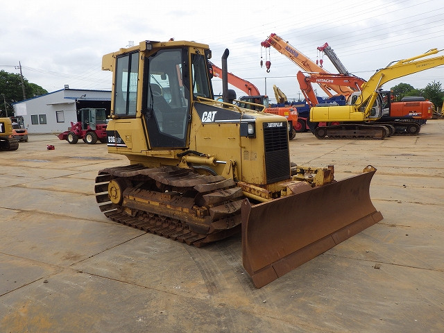 ALAT BERAT CATERPILLAR D3G