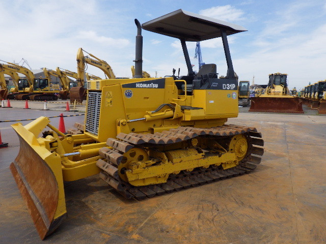 ALAT BERAT KOMATSU D31P-20E