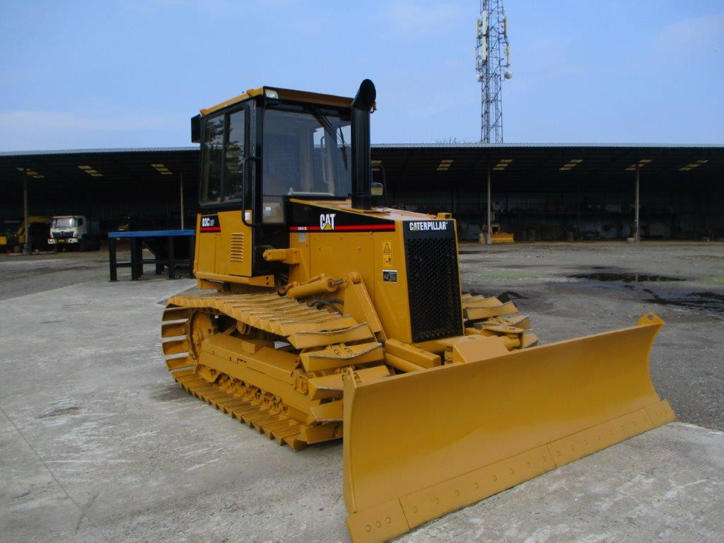 ALAT BERAT CAT D3C