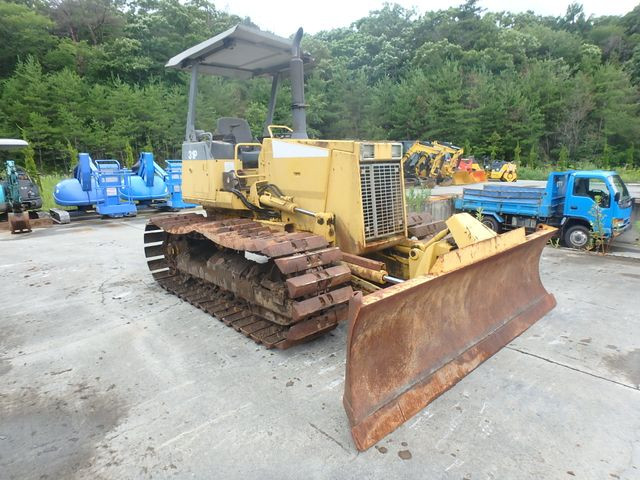 ALAT BERAT KOMATSU D31P-20E