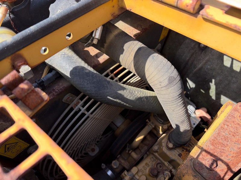 ALAT BERAT CATERPILLAR D3G