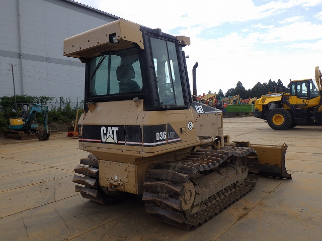 ALAT BERAT CATERPILLAR D3G