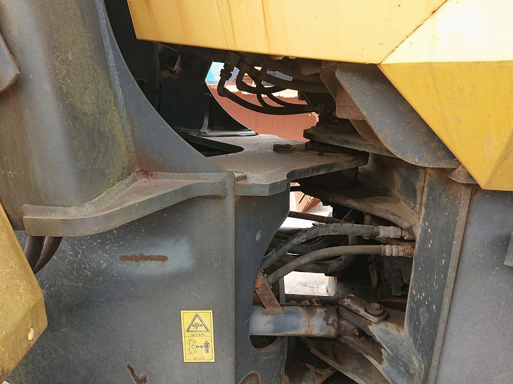 ALAT BERAT KOMATSU WA100-5