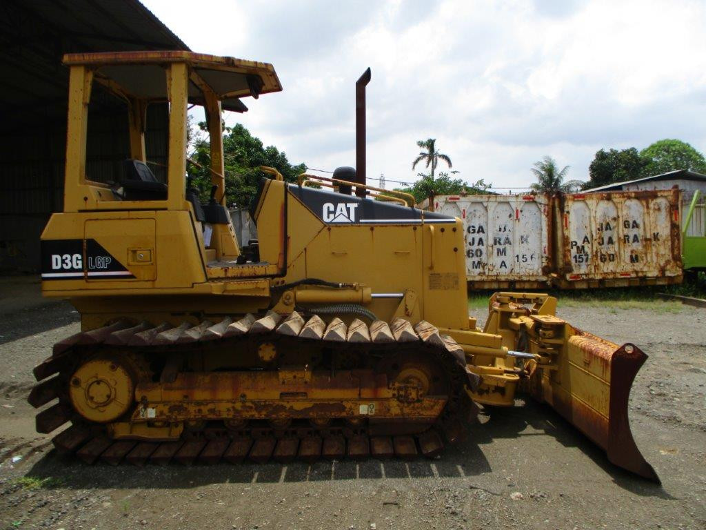 ALAT BERAT CATERPILLAR D3G