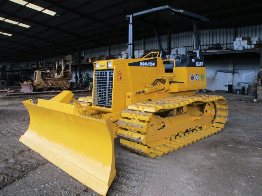 ALAT BERAT KOMATSU D31P-20E
