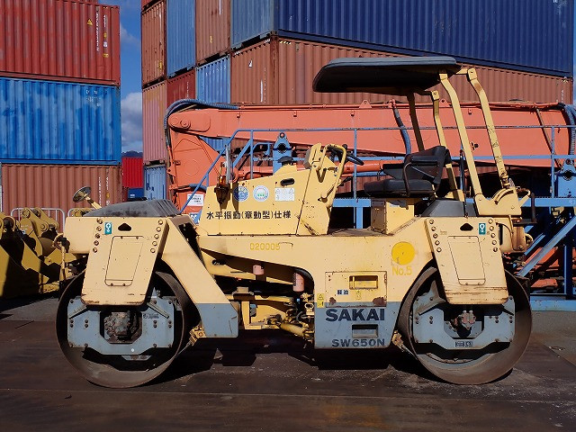 ALAT BERAT SAKAI SW650