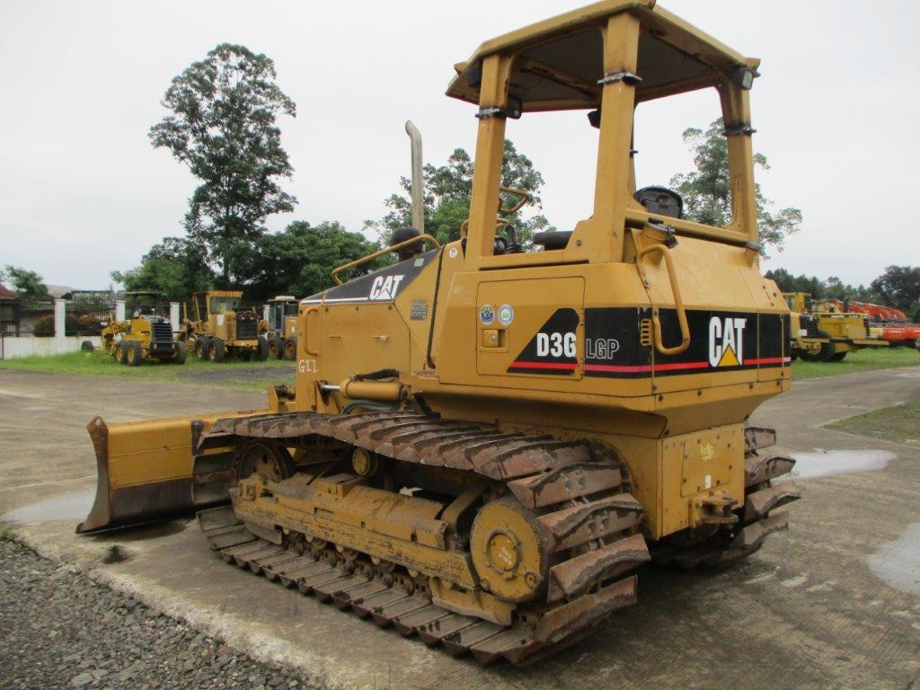 ALAT BERAT CATERPILLAR D3G