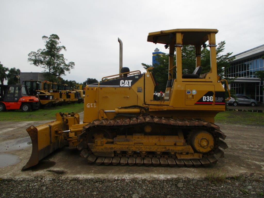 ALAT BERAT CATERPILLAR D3G
