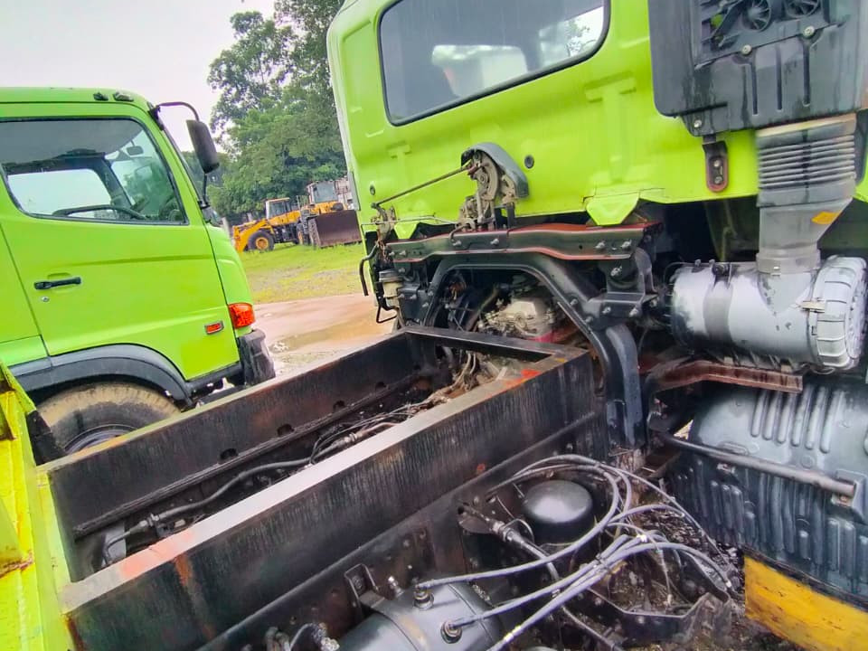 TRUK HINO FM 260 JD