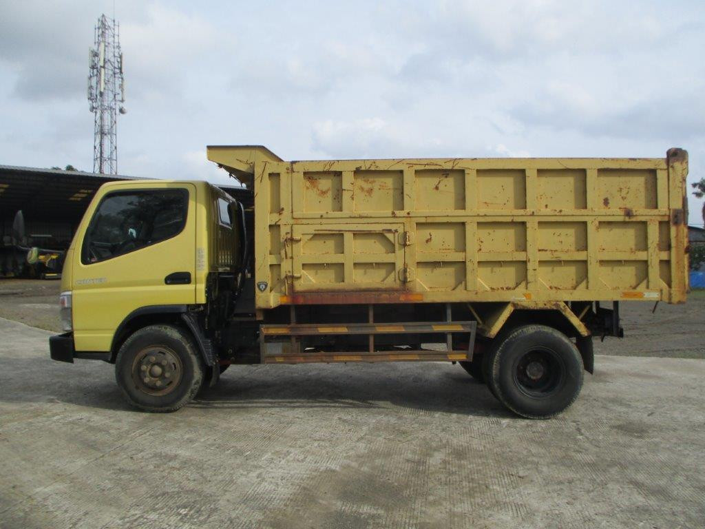 TRUK MITSUBISHI FE SUPER HDX HI-GEAR (4X2)
