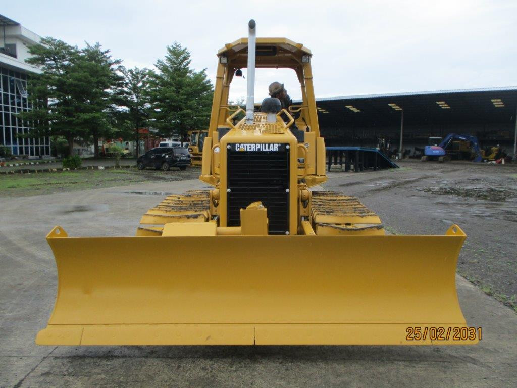 ALAT BERAT CATERPILLAR D3G