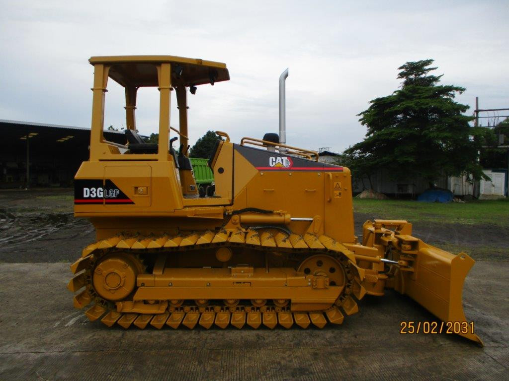 ALAT BERAT CATERPILLAR D3G