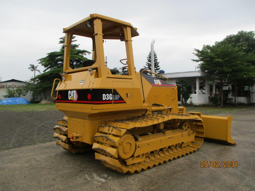 ALAT BERAT CATERPILLAR D3G
