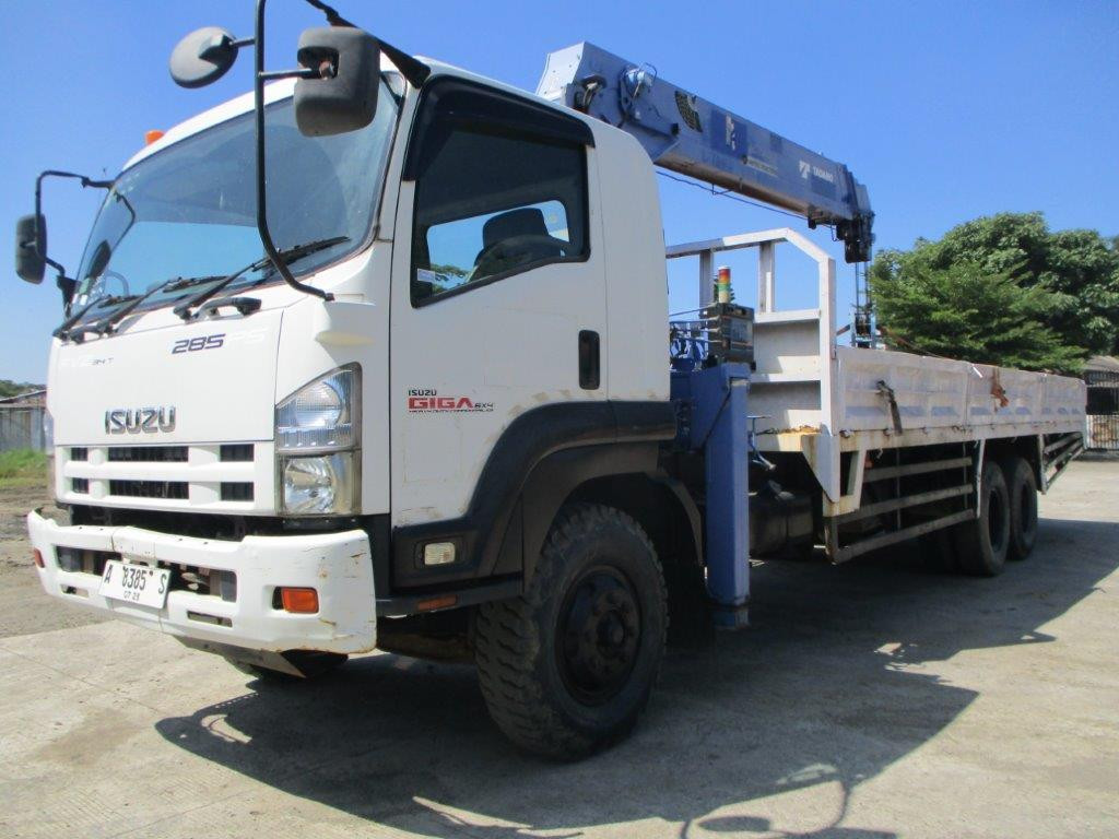 TRUK ISUZU FVZ 34 T